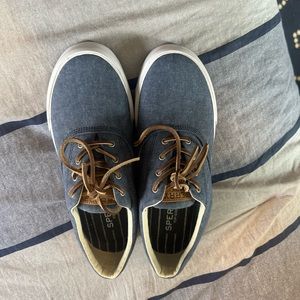 Sperry Men’s Sneaker Size 8